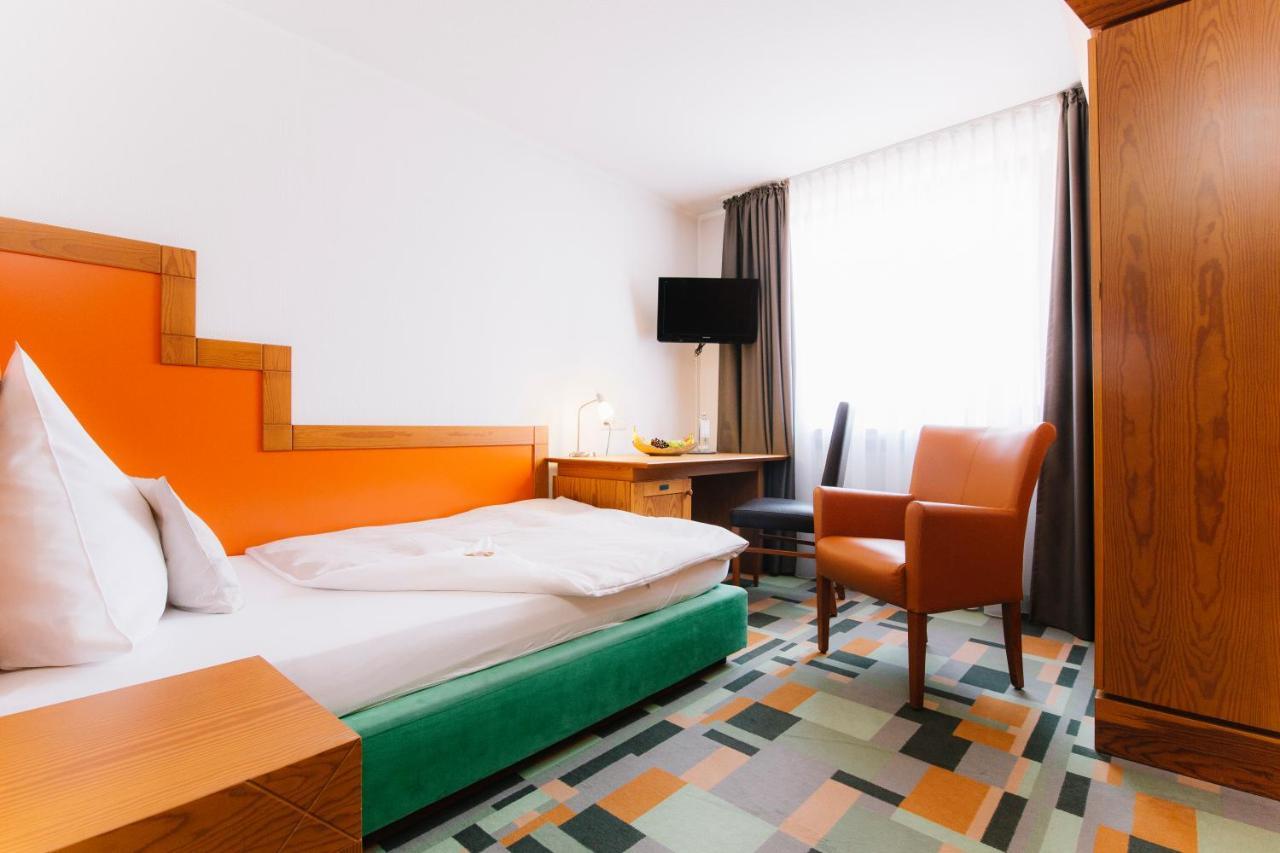 Altstadthotel Versmold ภายนอก รูปภาพ