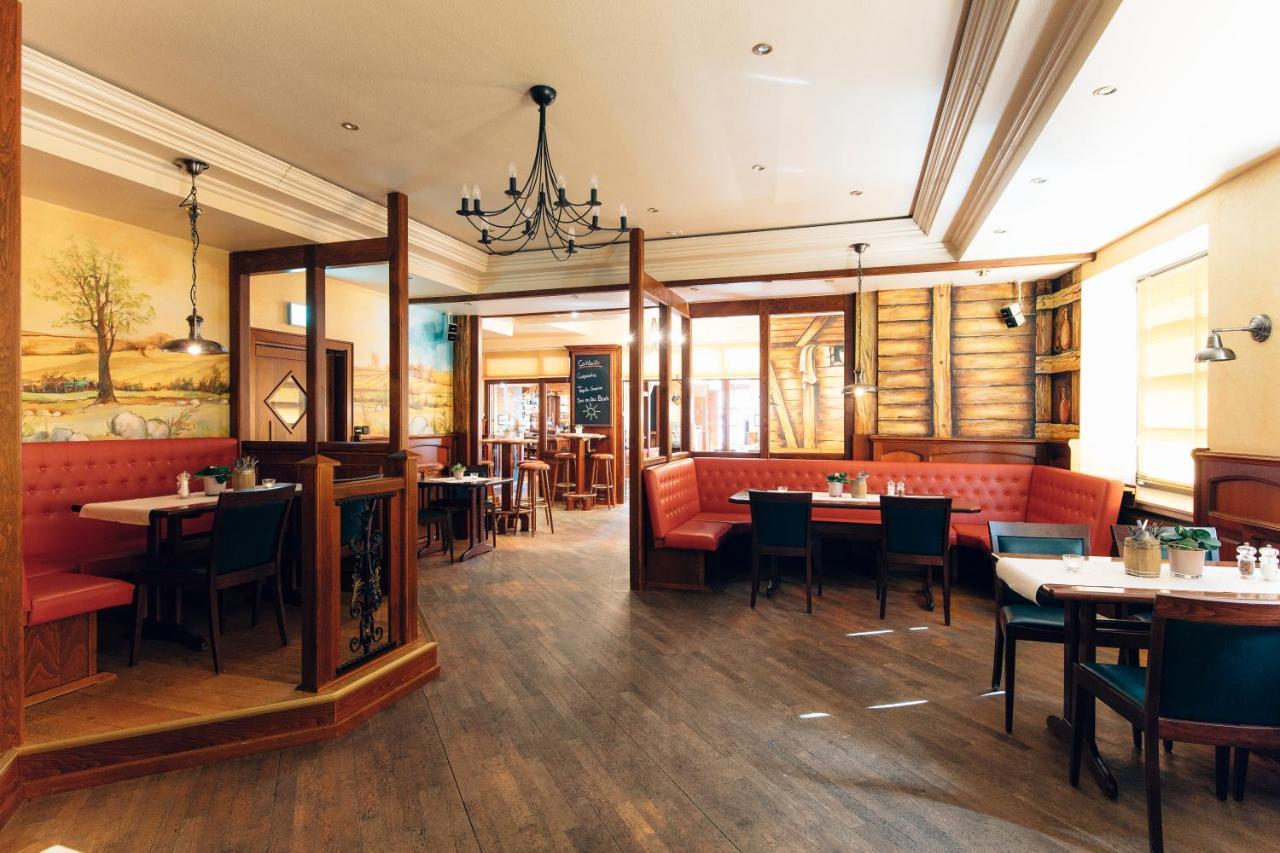 Altstadthotel Versmold ภายนอก รูปภาพ
