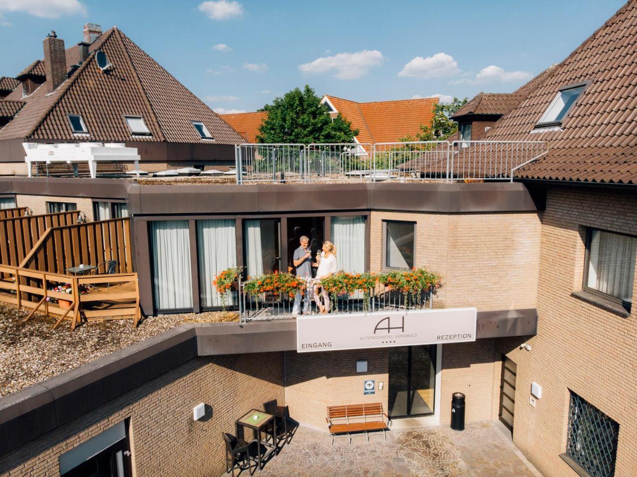 Altstadthotel Versmold ภายนอก รูปภาพ